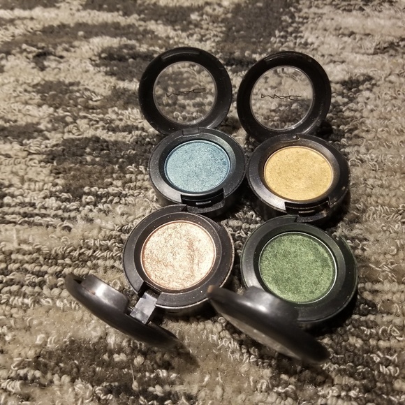 Mac Cosmetics Eye Shadow - Picture 3 of 3